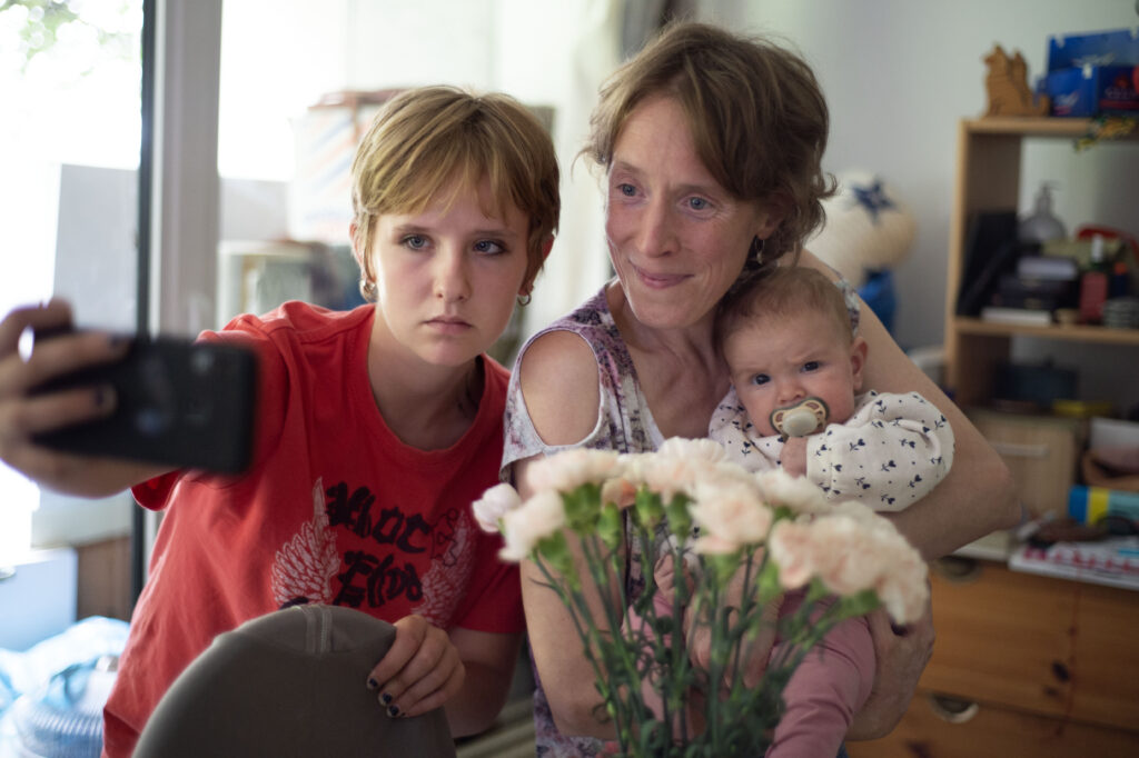 YOUNG MOTHERS